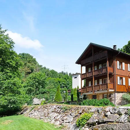 Gutenburghuesli Mit Garten Am Fluss 펜션 *