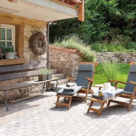 Gutenburghuesli Mit Garten Am Fluss 바일하임