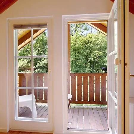 Feriehus Gutenburghuesli Mit Garten Am Fluss