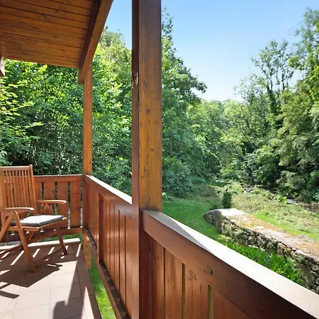 Feriehus Gutenburghuesli Mit Garten Am Fluss *